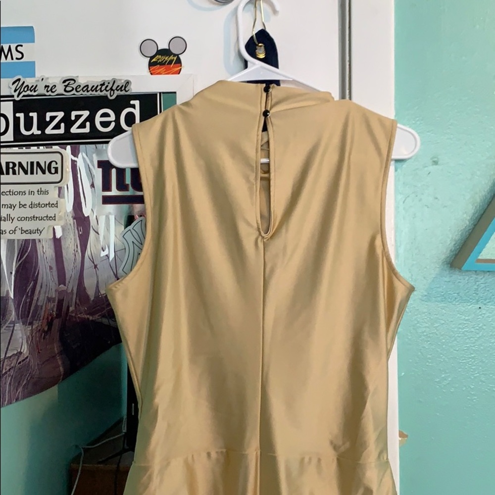 Top - Picture 3 of 3